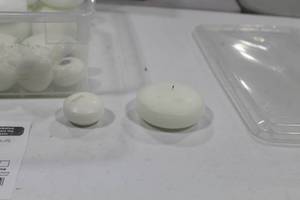 Lot of (19) Floating Tealight Candle White