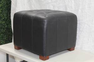 Lot of (1) Leather Ottoman Black 20x20x17