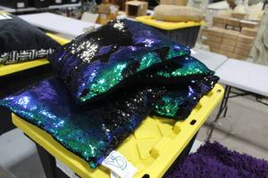 Lot of (4) Pillow with Mermaid BlackTeal 15x15