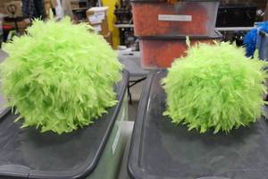Lot of (4) Feather Balls Green