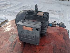 lot 12 image: REFURBISHED WEG 3 HP Electric Motor (3 Phase)
