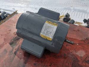 lot 18 image: REFURBISHED Baldor 34 HP Electric Motor (1 Phase)