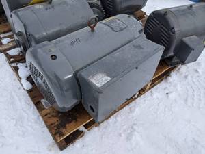 lot 49 image: REFURBISHED Baldor 10 HP Electric Motor (1 Phase)