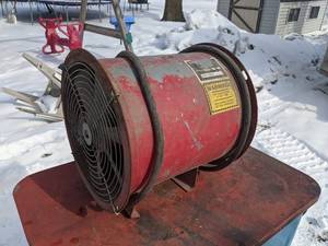 lot 61 image: 12 Axial Tube Fan 34 HP (3 Phase)