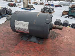 lot 72 image: REFURBISHED Magnetek 2 HP Electric Motor (3 Phase)