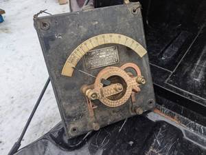 lot 89 image: Antique GE Current Meter
