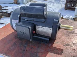 lot 92 image: NEW Techtop 2 HP Electric Motor (1 Phase)