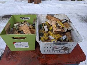 lot 102 image: 2 Bins of Assorted Fuses