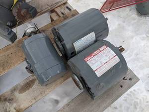 lot 134 image: USED 14 HP & 13 HP Electric Motors (1 Phase)