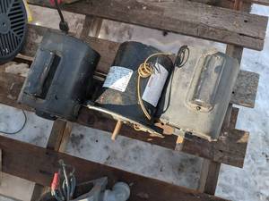 lot 142 image: (3) Assorted (1 Phase) Electric Motors
