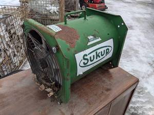 lot 178 image: Sukup 12 Axial Tube Fan w Blade - No Motor