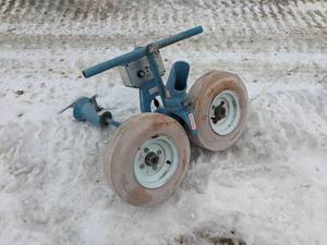 lot 197 image: JUGS Baseball Pitching Machine - 110V