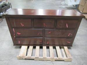 lot 233 image: Channing Cherry 7-Drawer Dresser CH555DR
