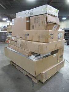 lot 411 image: WHOLESALE MIXED PALLET OF MISCELLANEOUS INDOOROUTDOOR FURNITURE AND DECOR