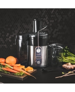 lot 820 image: Crux 5 Speed Digital Juicer, 14809.