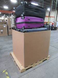 lot 109 image: WHOLESALE MIXED PALLET OF MISCELLANEOUS LUGGAGE (MAY HAVE SCTRATCHES, BROKEN WHEELSHANDLES)