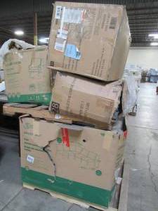 lot 119 image: WHOLESALE MIXED PALLET OF MISCELLANEOUS OUTDOOR PATIO FURNITURE