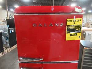 lot 337 image: Galanz 10.0 cu. ft. Retro Top Freezer Refrigerator with Dual Door True Freezer, Frost Free in Red GLR10TRDEFR