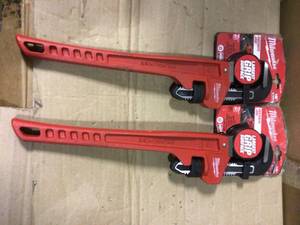 lot 59 image: 18 in. Steel Pipe Wrench by Milwaukee in good condition