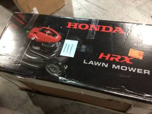 lot 111 image: Honda 21 in. 3-in-1 Variable Speed Gas Walk Behind Self Propelled Lawn Mower with Auto Choke not used see pictures