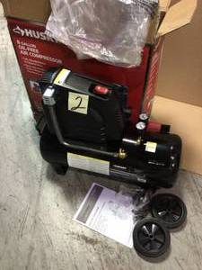 lot 2 image: 8G 150 PSI Hotdog Air Compressor by Husky Customer Returns see Pictures 