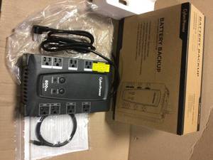 lot 38 image: 800VA 120-Volt 8-Outlet Surge Protected UPS Battery Backup by CyberPower Customer returns see pictures