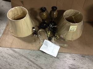 lot 66 image: Huntington 25 in. Bronze Table Lamp with Faux Silk Shade by Decor Therapy in good condition