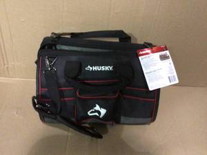 18 in. Large Mouth Tool Bag with Tool Wall by Husky in good condition