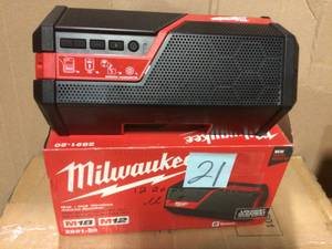 M18M12 Lithium-Ion Cordless Wireless Jobsite Speaker by Milwaukee Customer returns see pictures