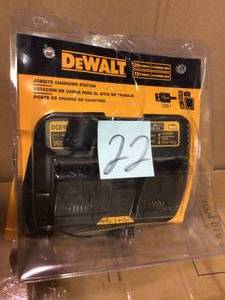 12-Volt to 20-Volt MAX Lithium-Ion Dual Port Jobsite Charging Station with (2) USB Ports by DEWALT Customer returns see pictures