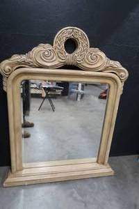 VINTAGE MIRROR