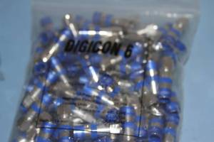 lot 37 image: Lot of 700 NEW Digicon S-Series DS6 RG6 Cable Connectors (7 Bags of 100Each)