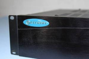 lot 49 image: Crown Audio 280A Professional  Commercial  Industrial Audio Amplifier