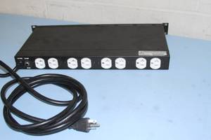 lot 72 image: Middle Atlantic Rackmount 20-Amp Power Distribution Unit AC Outlet Strip PD-920R-NS