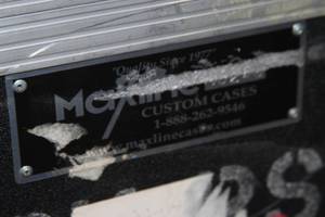 lot 90 image: MaxLine Professional Foam Lined & Hinged Top ATA-Rated Travel  Road Case with Casters