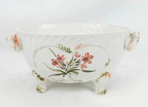 lot 12 image: Antique Italian Hand Painted Ceramic NOVE Barettoni Footed Serving Bowl