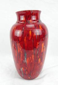 lot 70 image: Vintage Red Ceramic Vase
