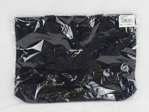 lot 109 image: Michael Kors XOXO Black Tote Bag