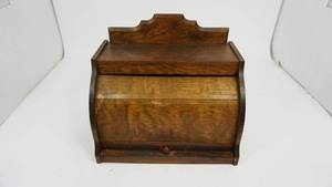 lot 44 image: Vintage Wood Roll Top Bread Box