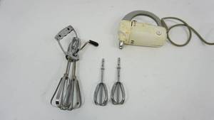 lot 47 image: Vintage Hamilton Beach Mixette Electric Hand Mixer  Vintage Hand Mixer