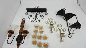 lot 50 image: Misc Candle Decor