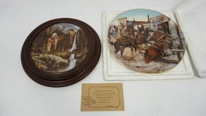 lot 64 image: New Collector Plate by Charles M. Russell  Collectors Case The Spirit Of Man Plate