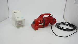 lot 68 image: Rival Ice Crusher  Dirt Devil Hand Vac