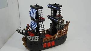 lot 105 image: Fisher Price Imaginext Black and Red Pirate Ship with 1 Figure