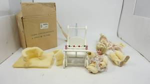 lot 112 image: Dynasty Doll Collection - Jenny & Kerri