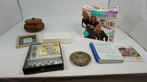 lot 131 image: Misc Items