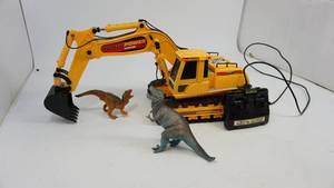 lot 98 image: New Bright Power Horse Excavator with Remote