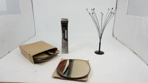 lot 151 image: 4 Gibson Elite Althea Dessert Plates  Tabletop Travel Tripod  Black Fan Out Photo Display