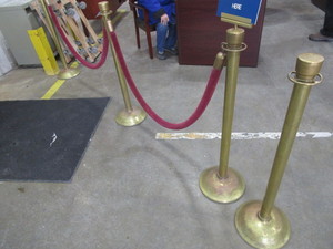 lot 116 image: VINTAGE CROWD CONTROL ROPES AND STANDS
