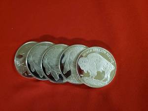 lot 37 image: 5- 2019 Buffalo Silver Bullion Rounds
